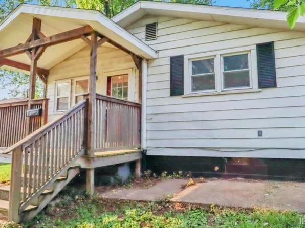 618 E Short Elm St, Boonville, IN 47601