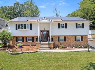 9 Fellner Pl, Totowa, NJ 07512