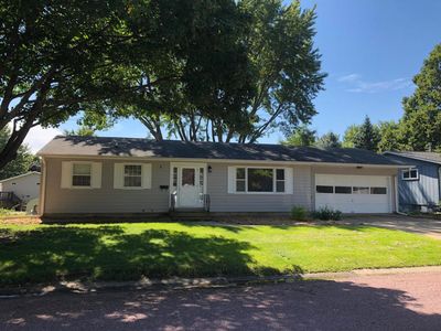 905 26th St, Spirit Lake, IA, 51360