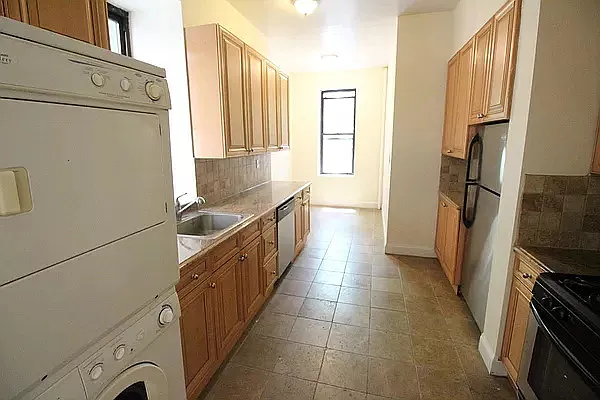 Rented by Luxor Homes & Investment Realty | media 13