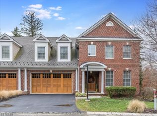 1 Wheatsheaf Farm Rd, Morristown, NJ 07960