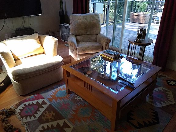 4th image of 17971 Oak Dr