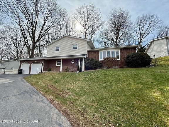 2nd image of 5954 Park Rd