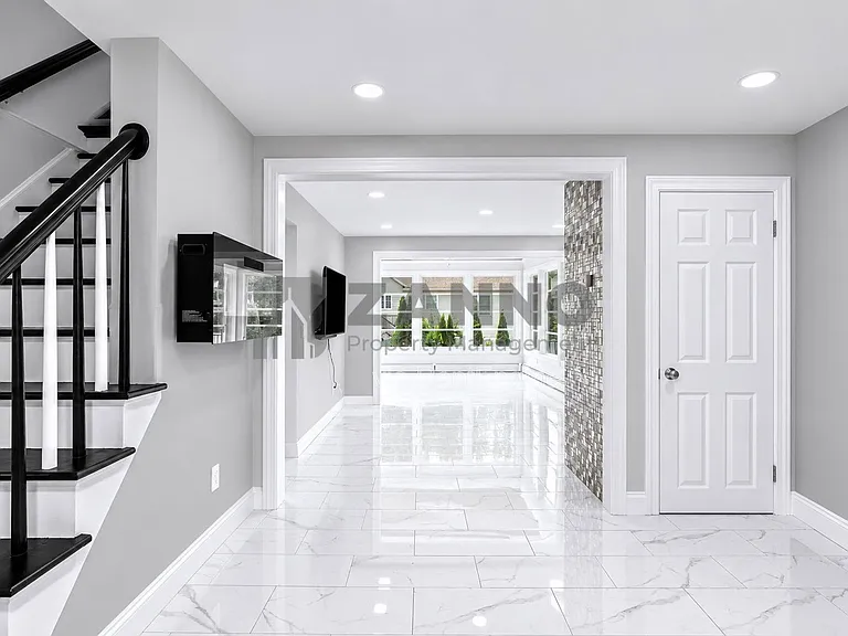40 Olney Ave — Photo 6