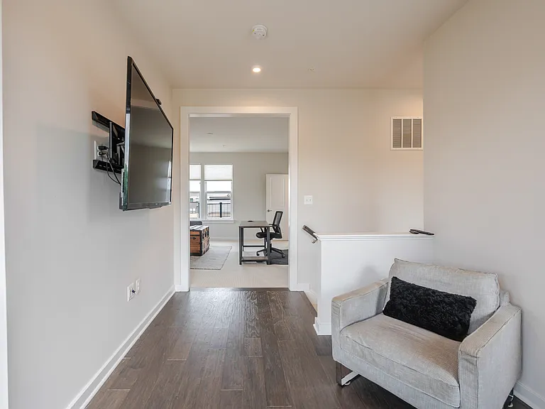 2513 River Terrace Rd — Photo 64