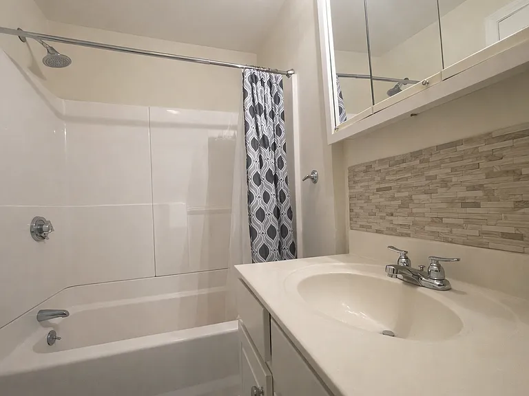 1056 Cambridge St #3 — Photo 3