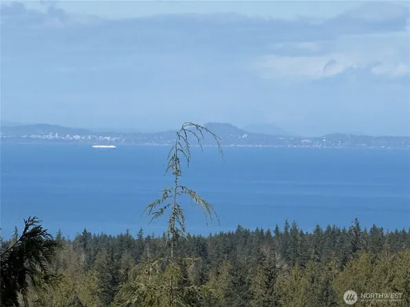445 Watershed Road, Port Angeles, WA 98362