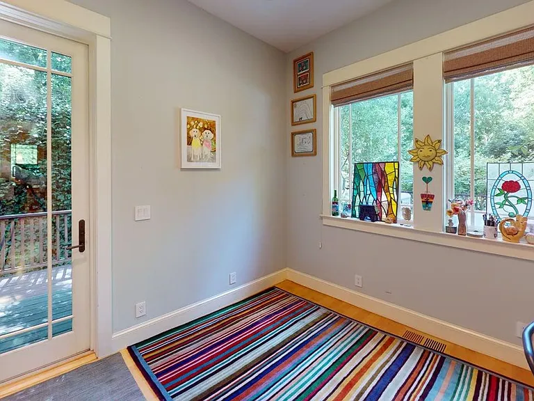 76 Tamalpais Ave — Photo 39