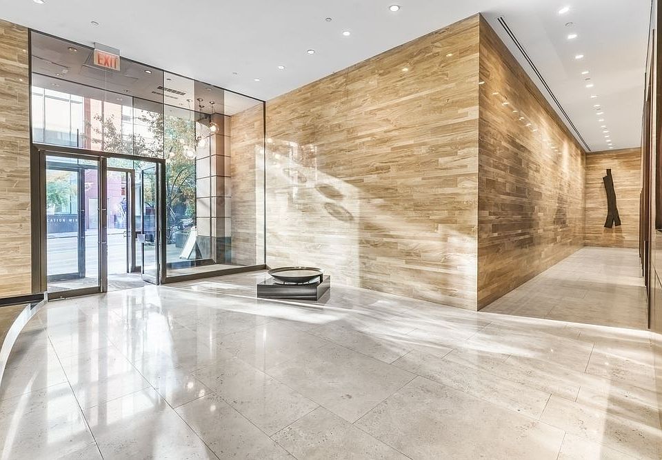 1st image of 400 W 55th St APT 9D