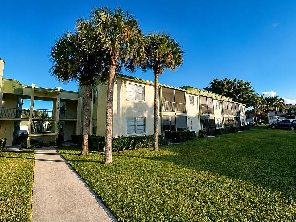 1st image of 4147 NW 90th Ave APT 206