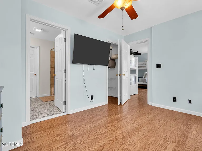 289 Osborne Ave — Photo 24
