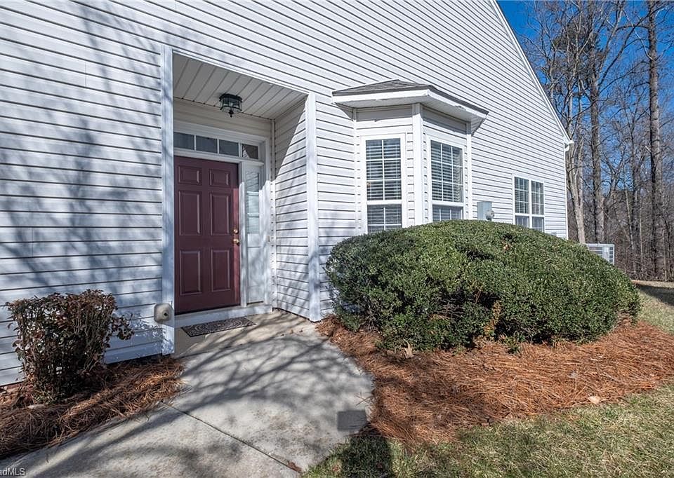 1st image of 219 Channel Cove Ct