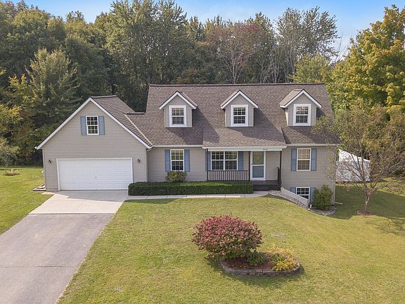 2nd image of 2088 Winston View Dr NE