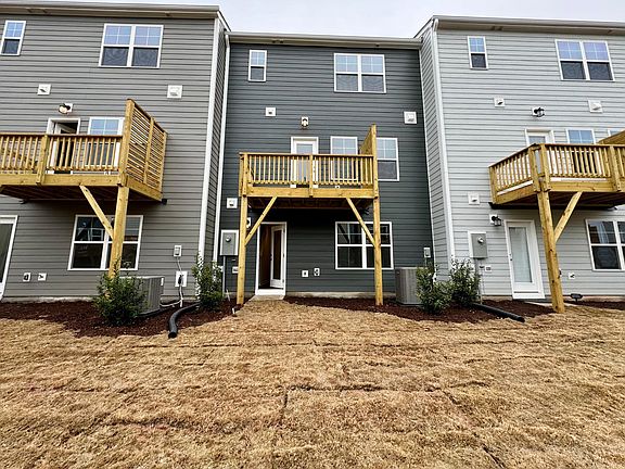 3rd image of 2203 Terrawood Dr