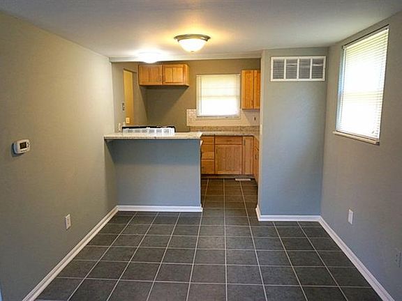 3rd image of 3435 Amberway Ct