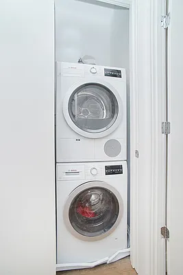 Rented by REAL New York | media 24