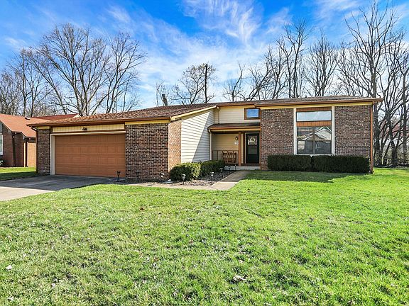 2nd image of 8539 Chateaugay Dr