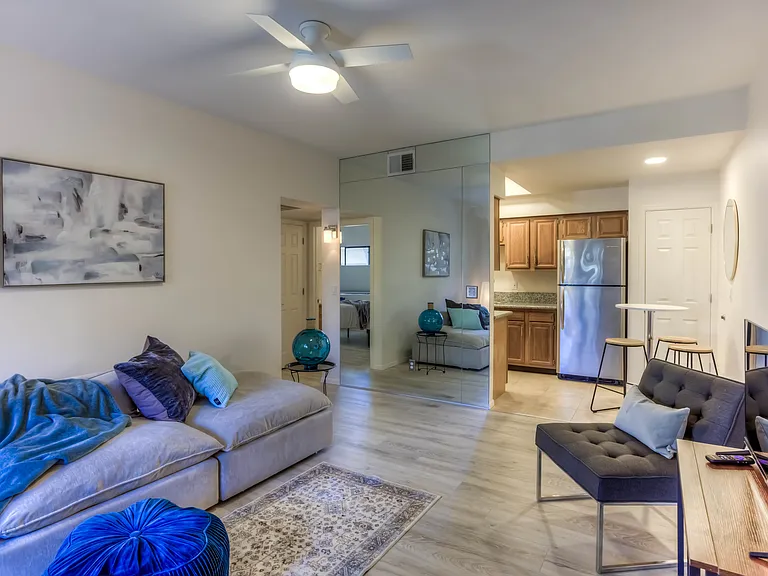 5750 N Camino Esplendora #114 — Photo 9