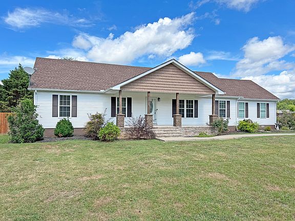 2nd image of 715 Mapleview Dr