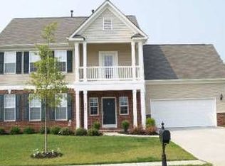9721 Glenburn Ln, Charlotte, NC 28278