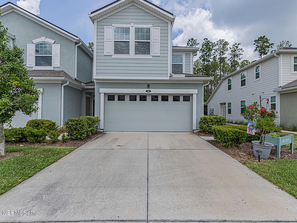 1st image of 385 RICHMOND Drive