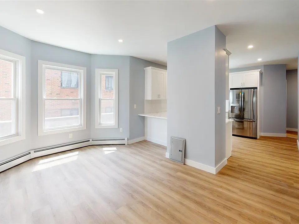 38 Mansfield St