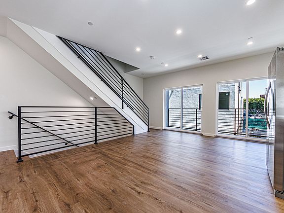5th image of 1857 Crenshaw Blvd #1859-1/2