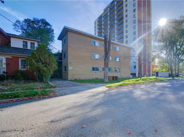 50 Gordon Ave, Kitchener, ON N2H 1N8