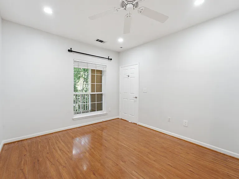 4551 Strutfield Ln #4403 — Photo 31