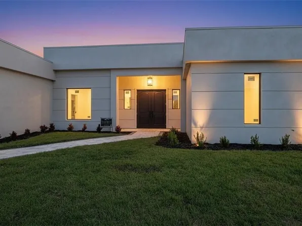 1335 NW 3rd Ter, Cape Coral, FL 33993
