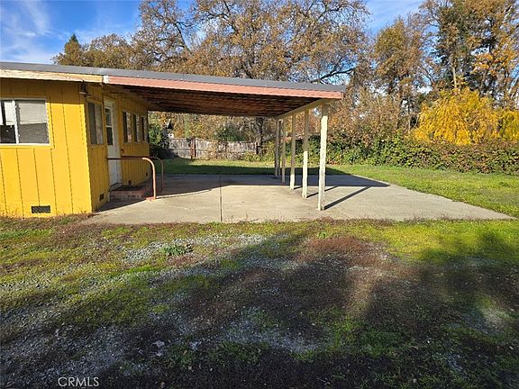 3rd image of 2906 Park View Dr