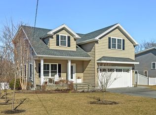 111 College Farm Rd, Waltham, MA 02451