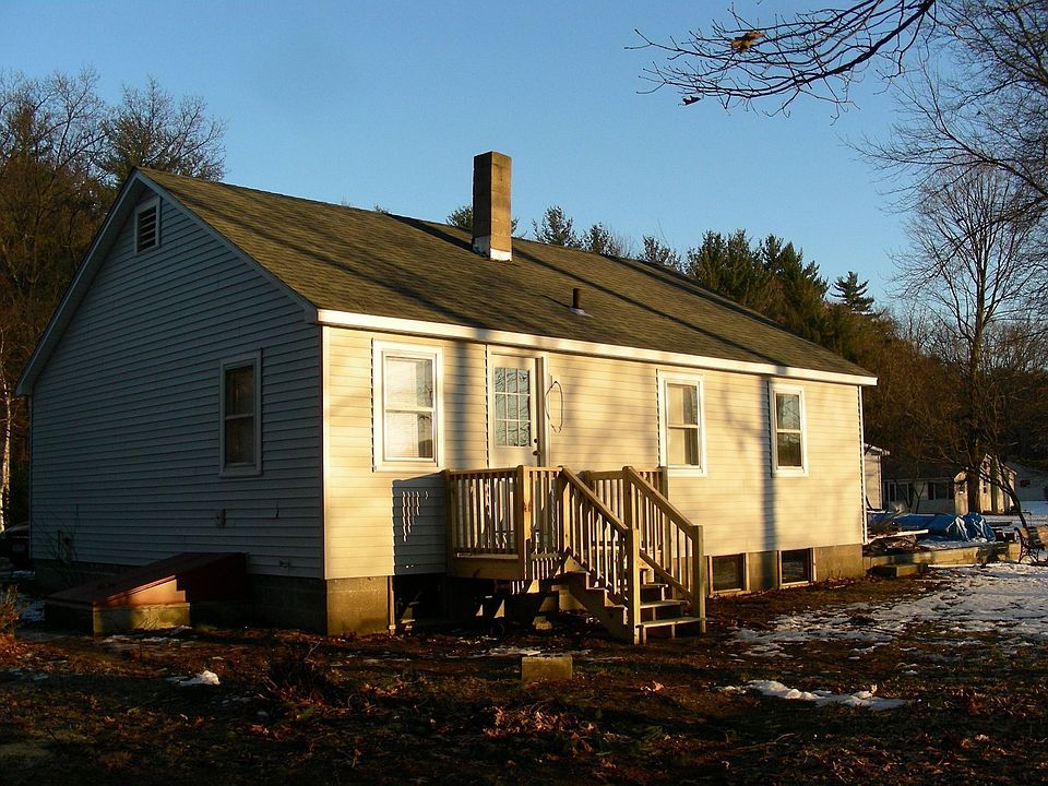2nd image of 4 Terry Ln