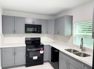 351 NW 48th St #2, Miami, FL 33127