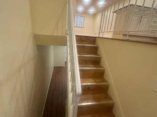 3 E Delmar Ave, Staten Island, NY 10312