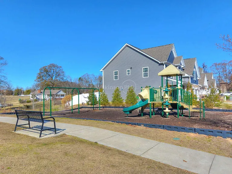 1465 Bramblewood Dr — Photo 36