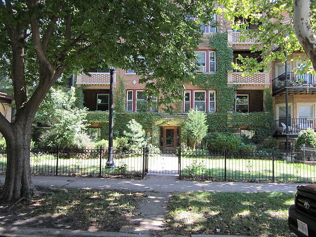 1st image of 4643 N Malden St #1