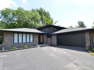 7305 Blackstone Ave, Justice, IL 60458
