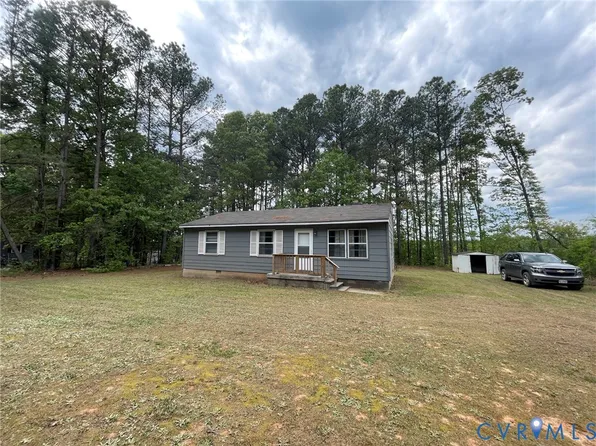 3867 Longview Dr, Kenbridge, VA 23944