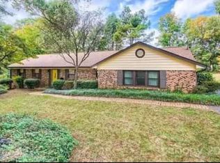 4915 Cheviot Rd, Charlotte, NC 28269