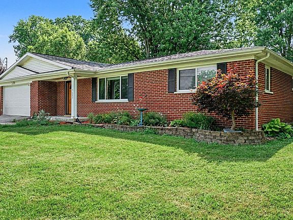 2nd image of 5605 Garrett Dr