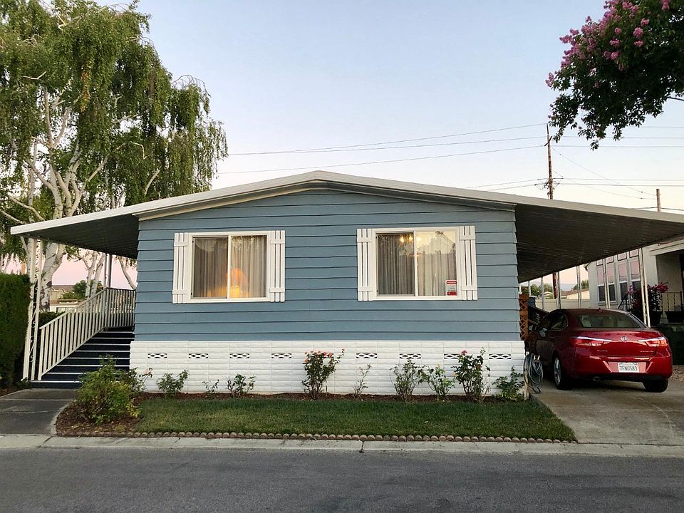 1st image of 145 Mountain Springs Dr #145