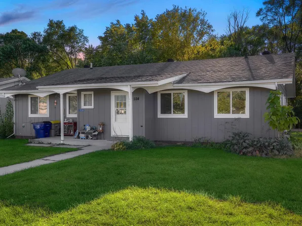1124-1126 Spruce Dr, La Crescent, MN 55947