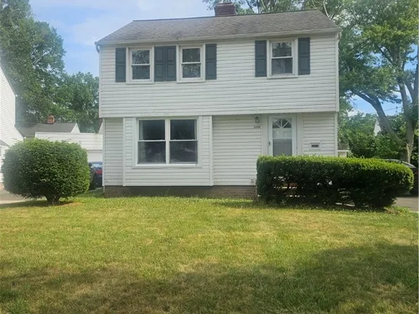 3898 Salisbury Rd, South Euclid, OH 44121