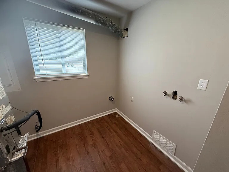7221 N Moberly Dr #D — Photo 11
