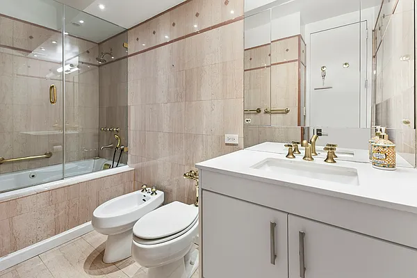 Sold by Douglas Elliman | media 6