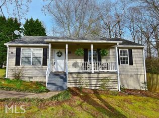 5871 Green Meadows Cir, Flowery Branch, GA 30542