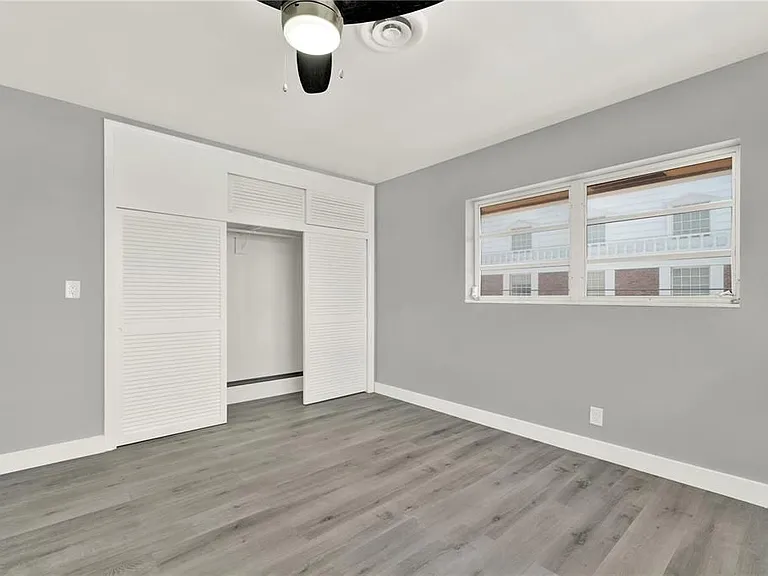 2864 NE 32nd St #7 — Photo 18