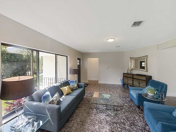 5th image of 10540 NE 2nd Pl