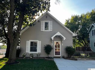 2344 N 61st St, Omaha, NE 68104